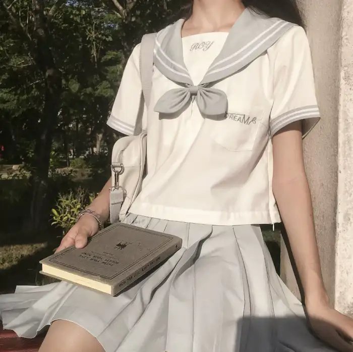 叔比狗：神秘地图的冒险